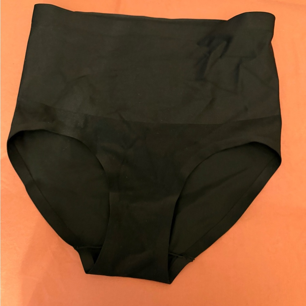 Victoria's Secret Black Women's Shorts